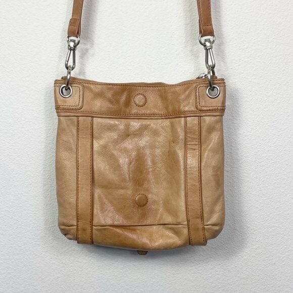 The Sak Tan Leather Crossbody Bag With Adjustable Strap & Front Pocket - Picture 5 of 8